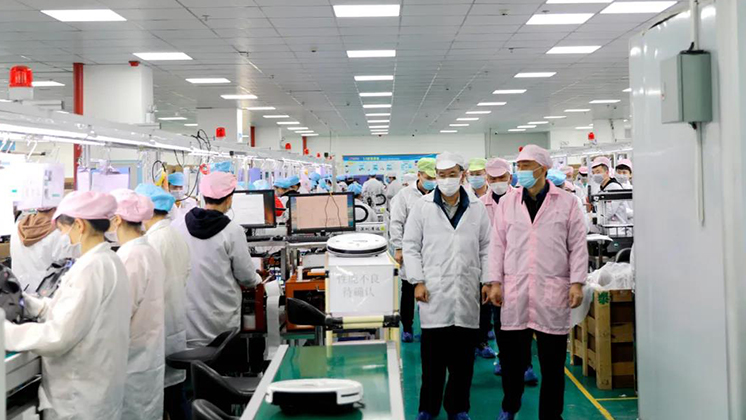 市委常委、市委統戰部部長王和平:企業反映的問題我們都要解決，越快越好！”